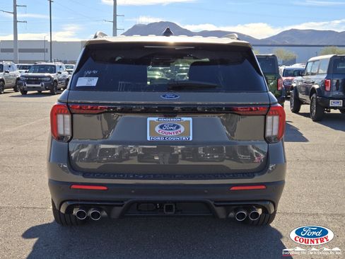 New 2026 Ford Explorer ST w/ Sun And Sound Package image 4