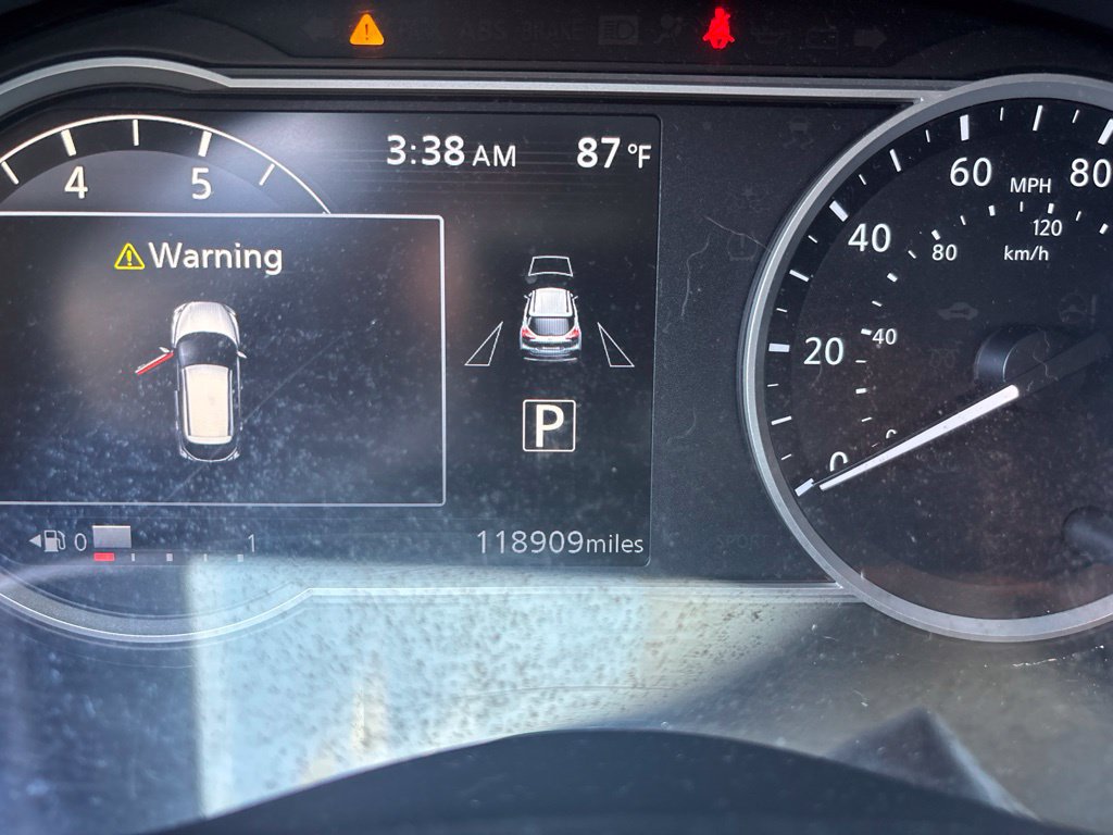 Used 2019 Nissan Kicks SV FWD image 18