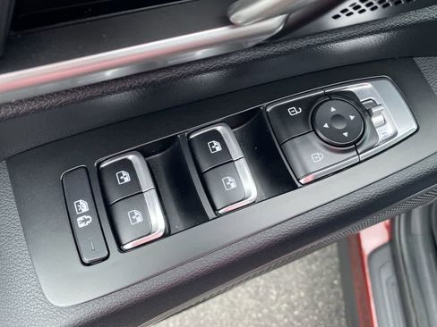 Used 2024 Kia Telluride S w/ S Sunroof Package image 13