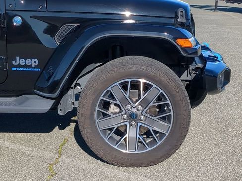 Used 2024 Jeep Wrangler High Altitude image 10