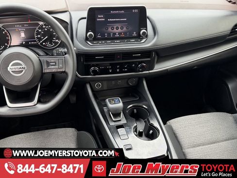 Used 2021 Nissan Rogue S image 16