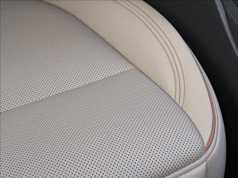 New 2026 Buick Encore GX Avenir FWD image 21
