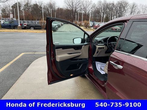Used 2019 Honda Odyssey Elite image 14