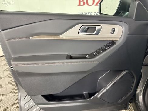 New 2026 Ford Explorer Active image 17