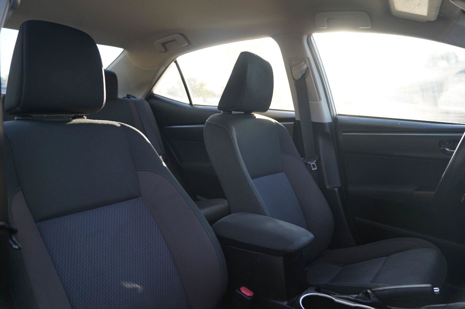 Used 2017 Toyota Corolla LE FWD image 21