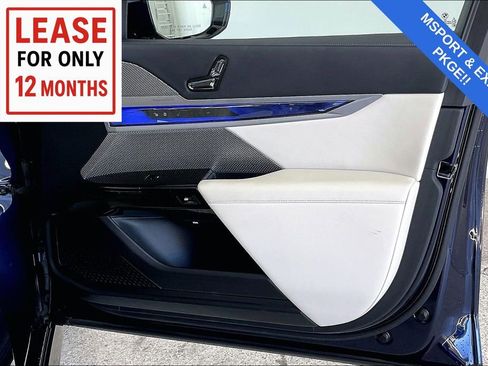 Used 2023 BMW 760i xDrive w/ Executive Package image 26