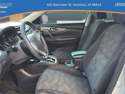 Used 2016 Nissan Rogue SV image 26