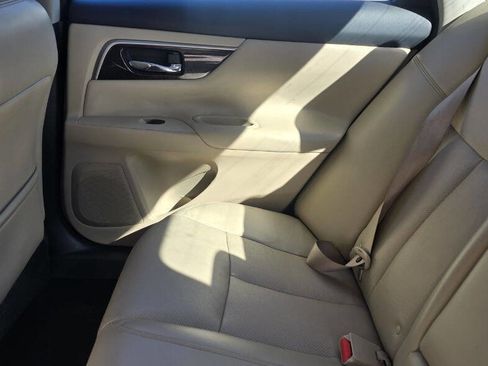 Used 2015 Nissan Altima 2.5 SL w/ Moonroof Package image 17