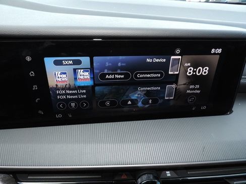 Used 2025 Nissan Murano SV AWD/4WD image 22