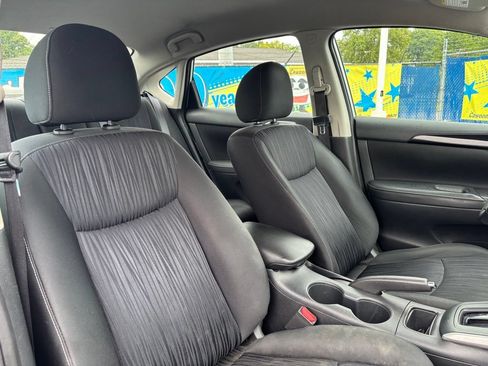 Used 2019 Nissan Sentra SV FWD image 15