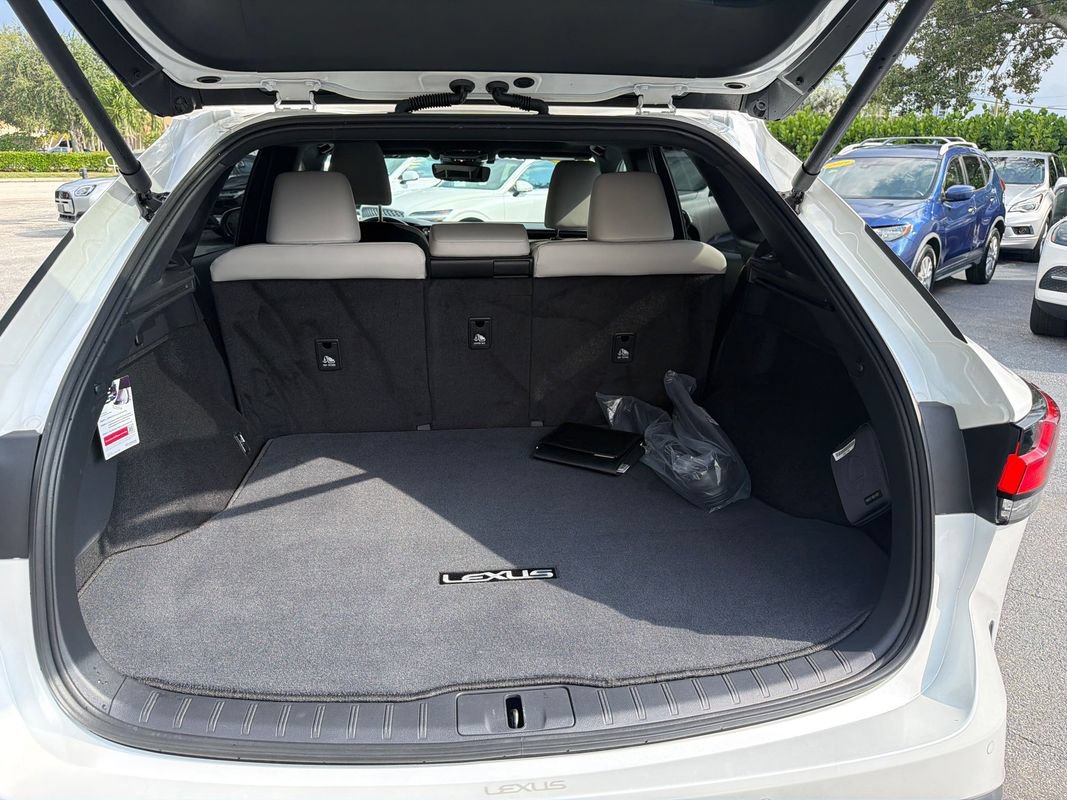 Used 2024 Lexus RX 350 Premium w/ Accessory Package (Z1) AWD/4WD image 28