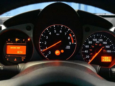 Certified 2020 Nissan 370Z Touring Sport image 17