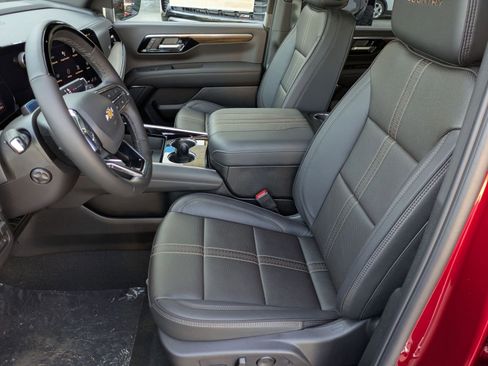 New 2026 Chevrolet Suburban High Country AWD/4WD image 10