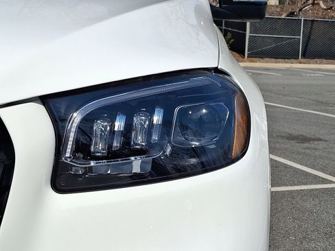 Certified 2025 Mercedes-Benz GLS 450 4MATIC image 8