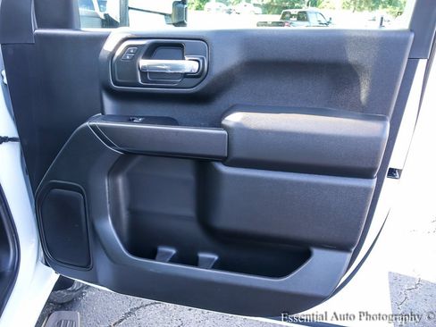 Used 2022 Chevrolet Silverado 2500 Custom w/ Custom Value Package image 29