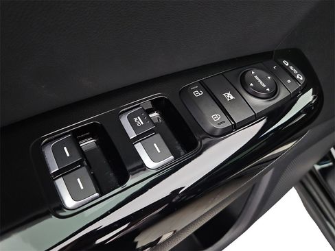 Used 2021 Kia Sportage S w/ S AWD Premium Package image 21