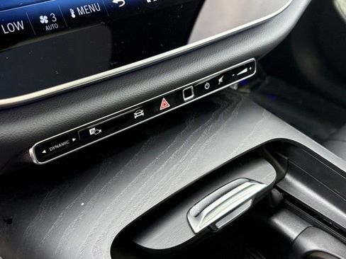 New 2026 Mercedes-Benz E 350 4MATIC Sedan image 13