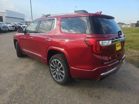 Used 2020 GMC Acadia Denali w/ Trailering Package AWD/4WD image 3