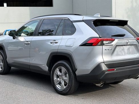 Used 2025 Toyota RAV4 XLE AWD/4WD image 3