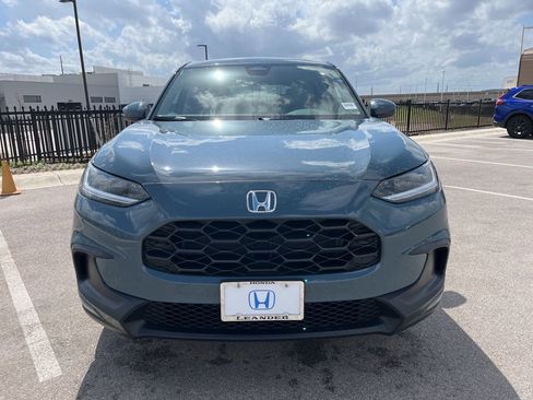 Certified 2026 Honda HR-V LX image 2