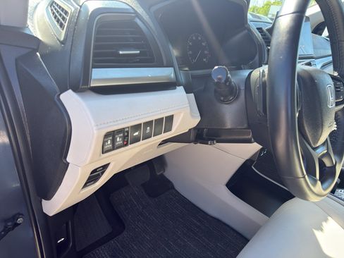 Used 2025 Honda Odyssey EX-L image 13