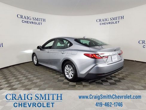 Used 2025 Toyota Camry LE image 11