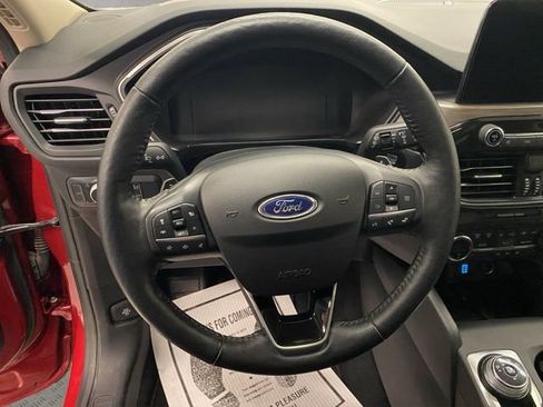 Used 2020 Ford Escape Titanium w/ Titanium Premium Package 2.0 image 16