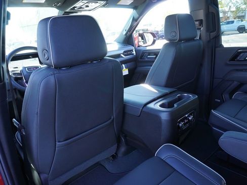 New 2026 GMC Yukon XL Elevation image 11