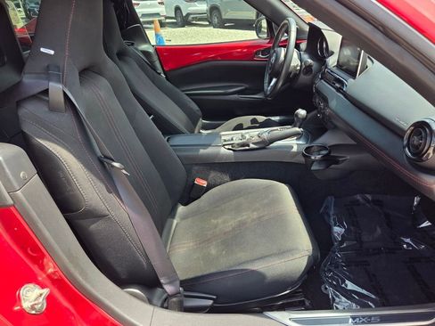 Used 2017 MAZDA MX-5 Miata RF Club RWD image 14