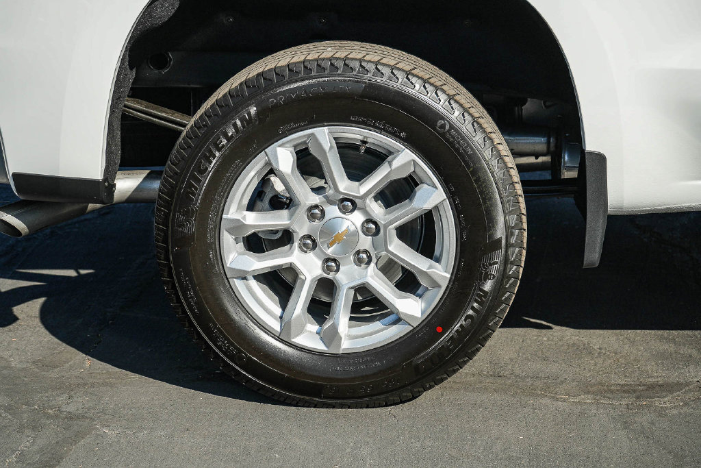 New 2026 Chevrolet Silverado 1500 LT w/ Safety Package AWD/4WD image 12
