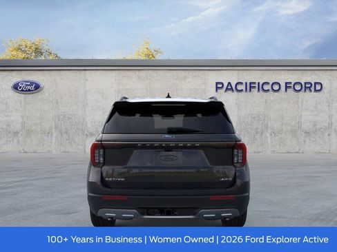 New 2026 Ford Explorer Active w/ Active Comfort Package image 6