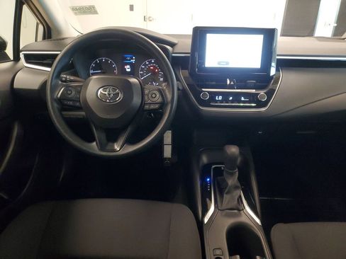 Used 2024 Toyota Corolla LE image 9