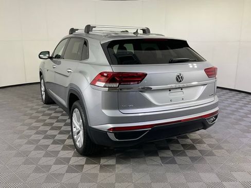 Used 2020 Volkswagen Atlas Cross Sport SE AWD/4WD image 4