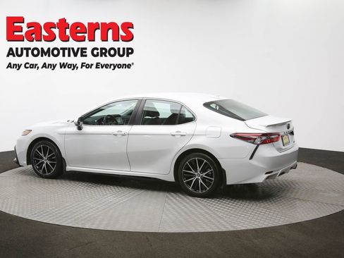 Used 2023 Toyota Camry SE image 61