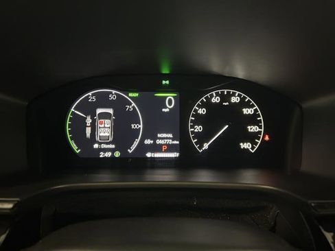 Used 2024 Honda CR-V Sport Touring image 9