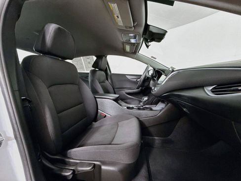 Used 2023 Chevrolet Malibu LT FWD image 27