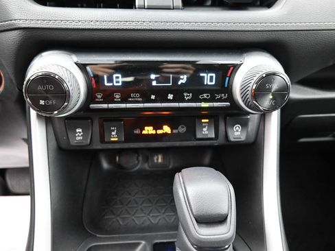 Used 2023 Toyota RAV4 XLE w/ XLE Grade Weather Package AWD/4WD image 9