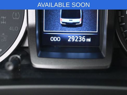 Used 2021 Toyota Tacoma TRD Off-Road w/ TRD Premium Off Road Package image 19