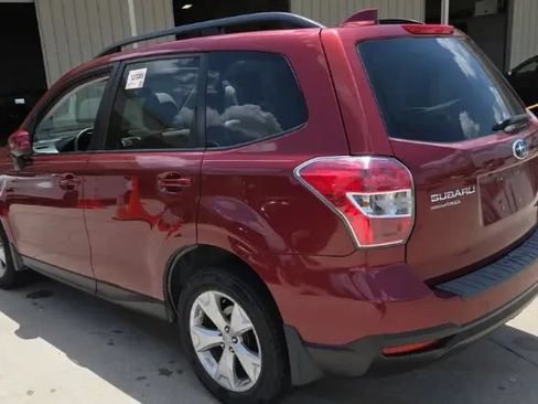 Used 2016 Subaru Forester 2.5i Premium AWD/4WD image 2