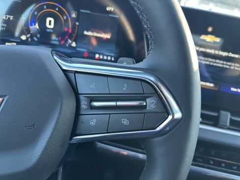 New 2026 Chevrolet Equinox LT w/ Midnight Edition AWD/4WD image 11