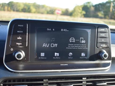 Used 2020 Kia Telluride LX image 28