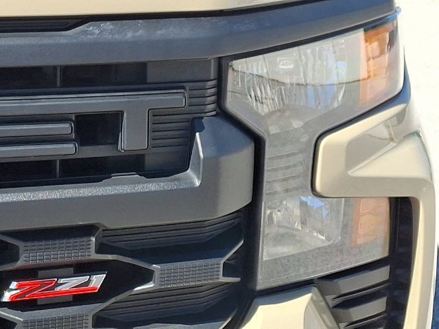 Used 2022 Chevrolet Silverado 1500 Custom Trail Boss w/ LPO, Dark Essentials Package AWD/4WD image 12