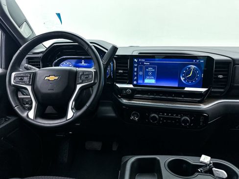 Used 2024 Chevrolet Silverado 1500 LT w/ Protection Package AWD/4WD image 5