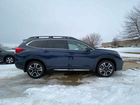 Certified 2023 Subaru Ascent Limited image 7
