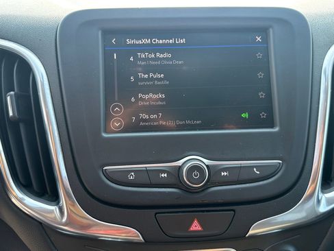 Used 2021 Chevrolet Equinox LT image 28