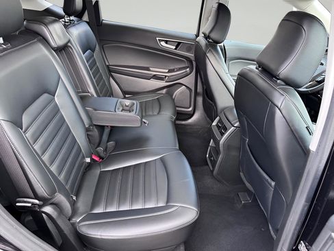 Used 2023 Ford Edge SEL image 30