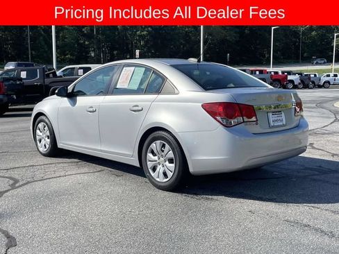 Used 2016 Chevrolet Cruze LS FWD image 3