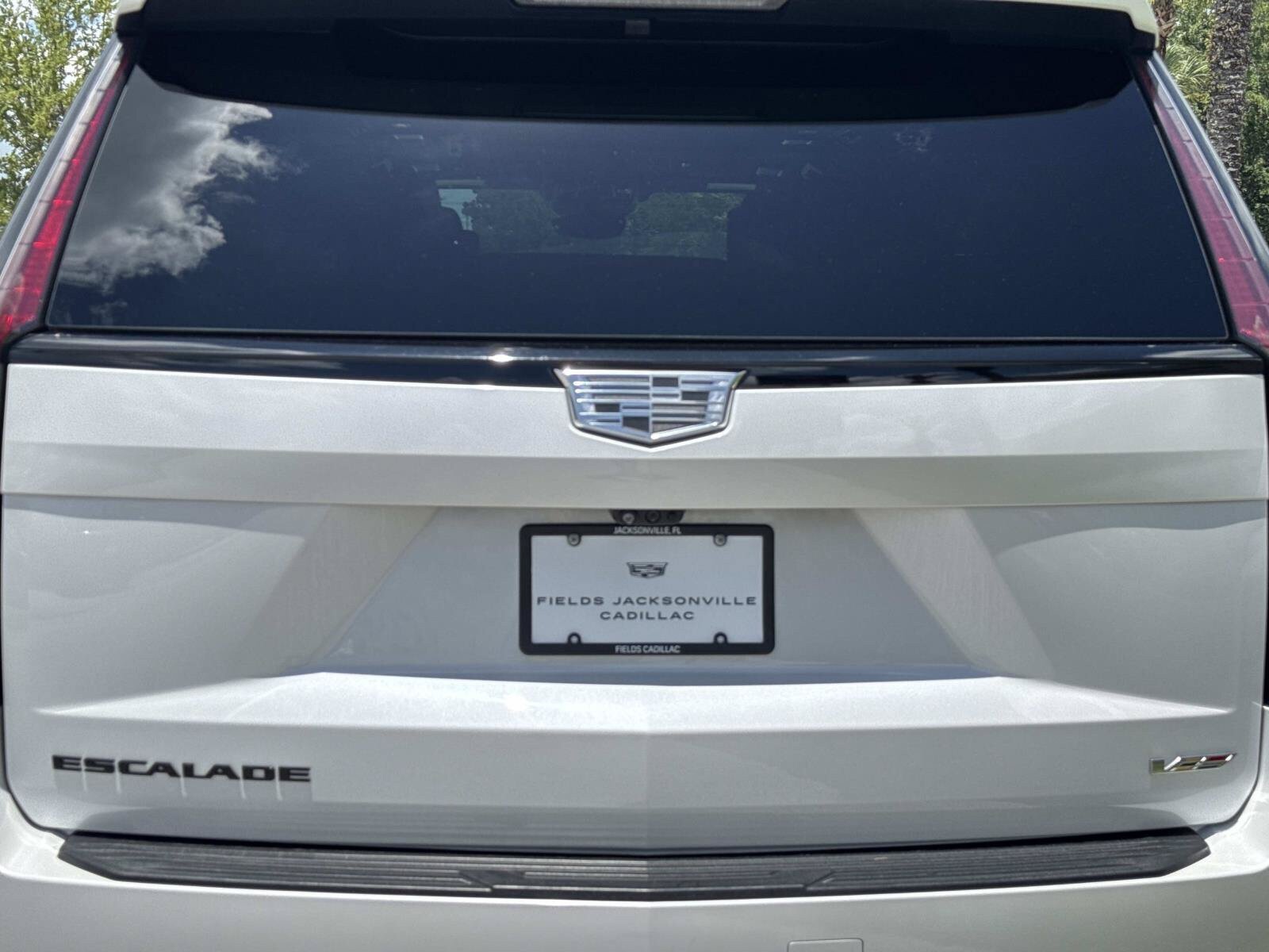 Used 2024 Cadillac Escalade V w/ LPO, ONYX Package AWD/4WD image 10