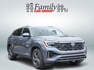 Used 2024 Volkswagen Atlas Cross Sport SEL R-Line video 2