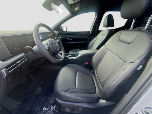 Used 2026 Hyundai Santa Cruz SEL FWD image 16